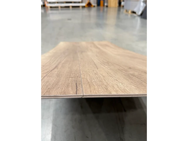 106,80 m² laminaatvloer 8mm - afbeelding 3 van  3