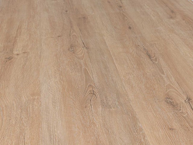 107 m2 pvc spc click plank met xps onderlaag - 1220 x 228 x 4+1 mm - afbeelding 1 van  4