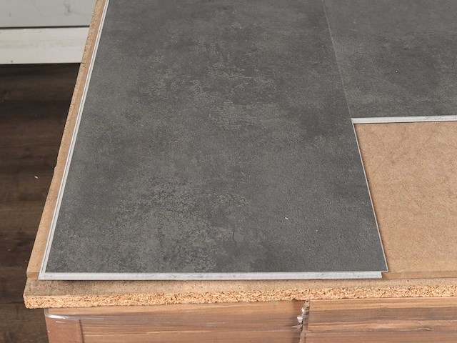 108 m2 pvc click tegel met xps onderlaag - 610 x 305 x 4+1 mm - afbeelding 2 van  4