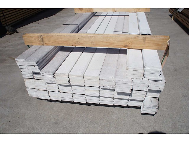 109,80 lm hardhouten plinten - afbeelding 3 van  5
