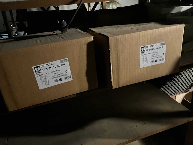 10m houten opbergrekken met inhoud - afbeelding 5 van  35