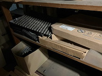 10m houten opbergrekken met inhoud - afbeelding 8 van  35