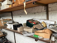 10m houten opbergrekken met inhoud - afbeelding 25 van  35