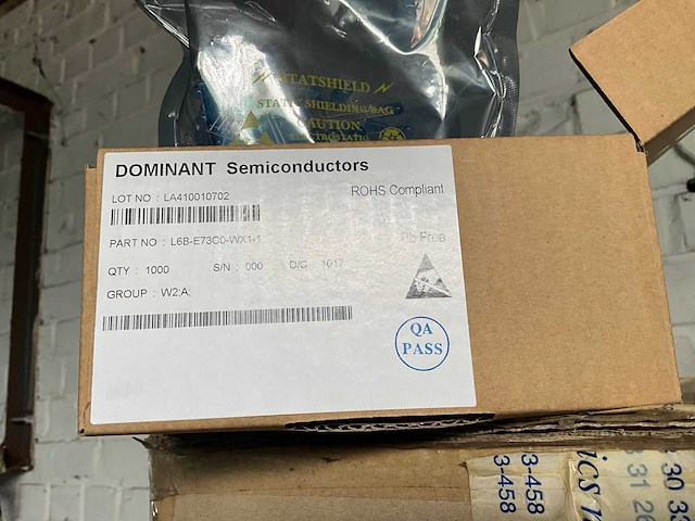 10m houten opbergrekken met inhoud - afbeelding 28 van  35