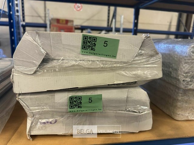 10x 15 inch mix macbook onderdelen - afbeelding 6 van  7