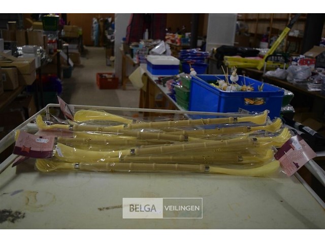 10x 2in 1 ruggenkrabber en schoenaantrekkers - afbeelding 1 van  3