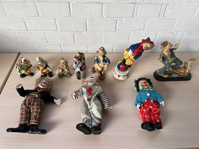 10x beeldjes clown's - afbeelding 1 van  8