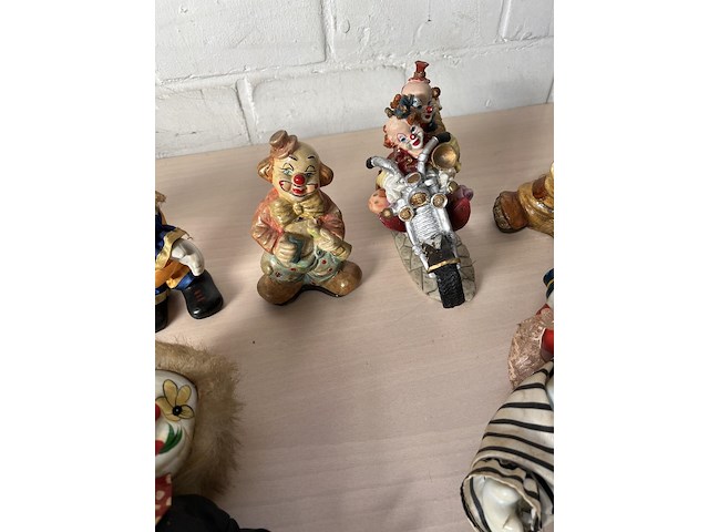 10x beeldjes clown's - afbeelding 6 van  8