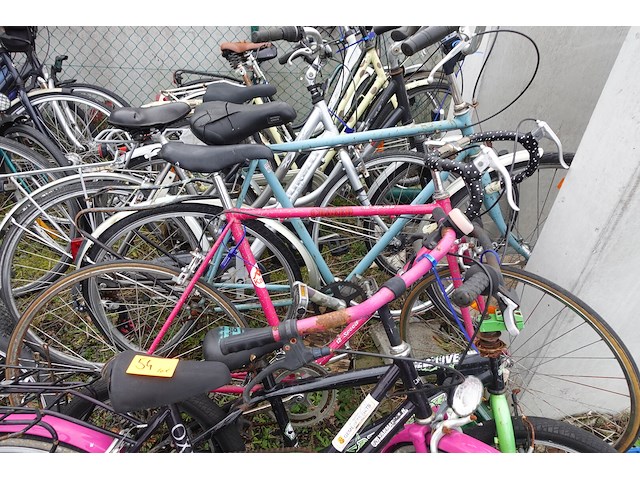 10x diverse fietsen - afbeelding 4 van  7