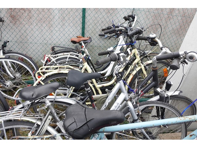 10x diverse fietsen - afbeelding 6 van  7
