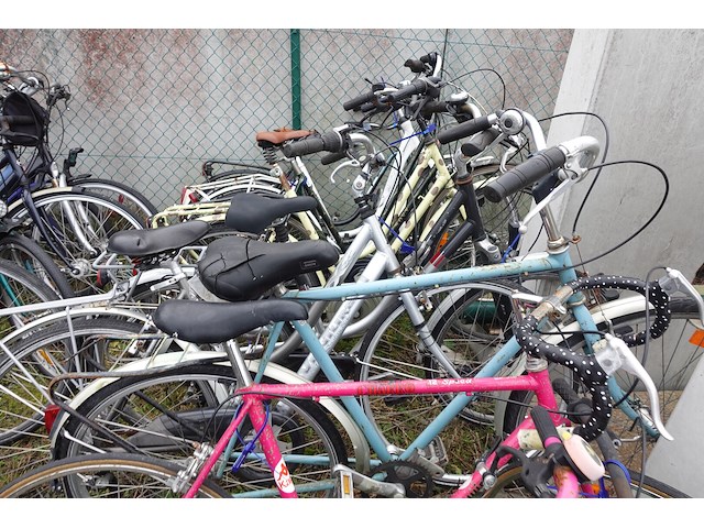 10x diverse fietsen - afbeelding 5 van  7