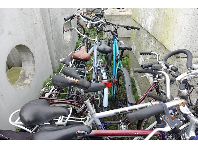 10x diverse fietsen - afbeelding 5 van  6