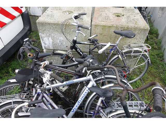 10x diverse fietsen - afbeelding 5 van  5