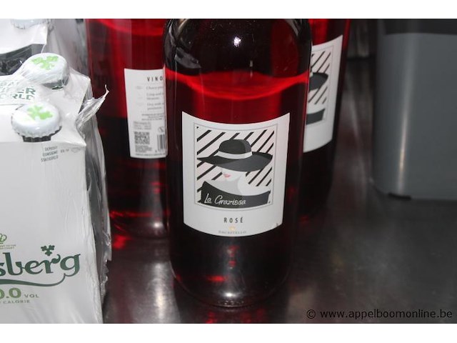 10x flessen rosé wijn, la graziosa, 75cl, 8x donkere flessen wijn/sterke drank, 3x flessen mousserende wijn, fles limoncello, piemonte, 2x 4-packs bier, carlsberg, 0.0% vol - afbeelding 3 van  3