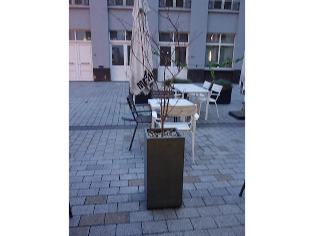 10x kunstof bloembak + verlichting - afbeelding 1 van  10