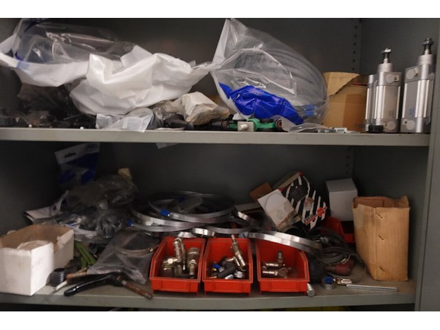 10x metalen kast + inhoud - afbeelding 12 van  25