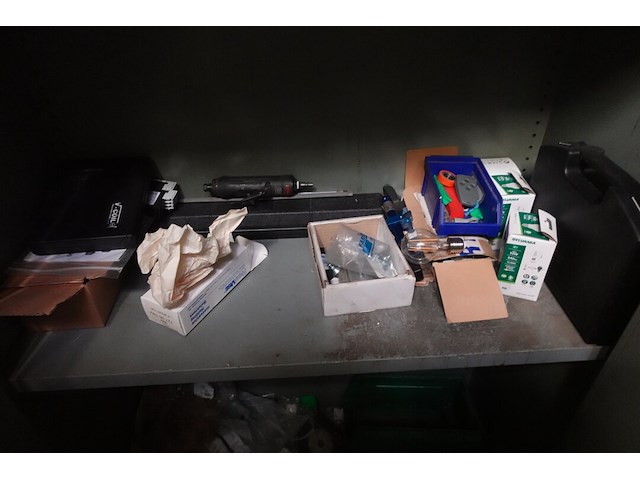 10x metalen kast + inhoud - afbeelding 21 van  25