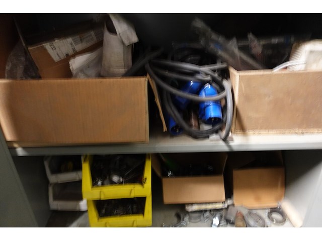 10x metalen kast + inhoud - afbeelding 9 van  25