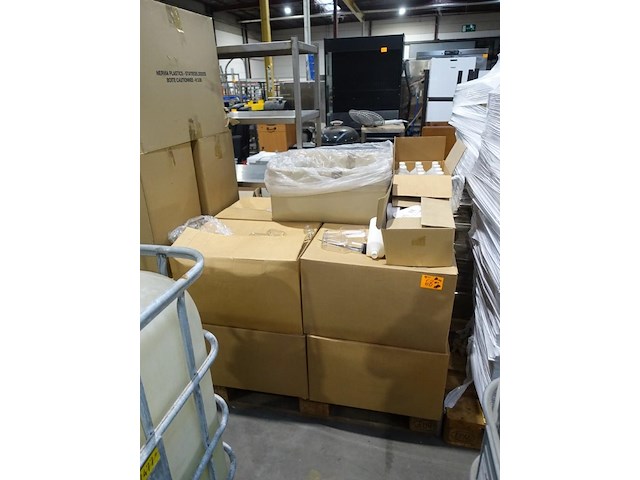 10x pallet diverse verpakking - afbeelding 1 van  35