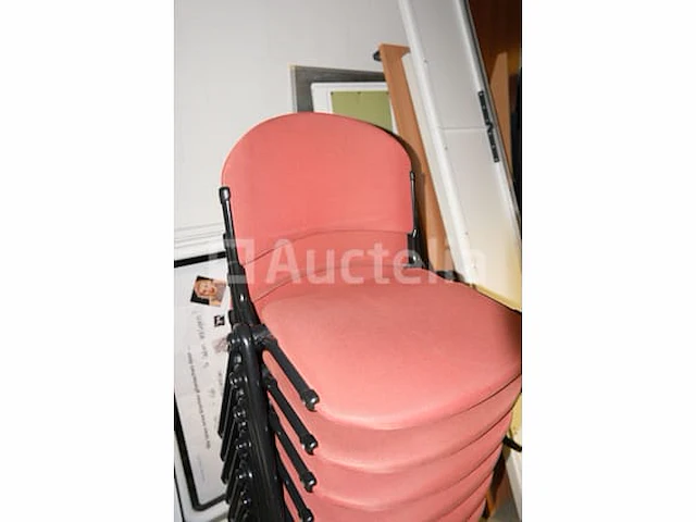 11 bijpassende stoelen - afbeelding 3 van  5