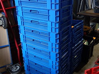 11 blauwe stapelbakken - afbeelding 1 van  1