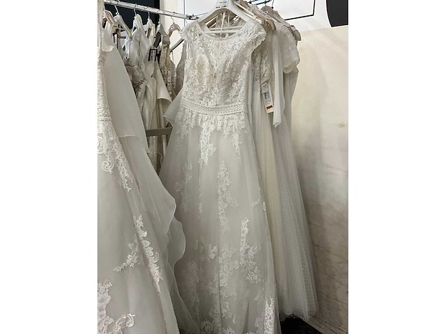 11 bruidsjurken rosa clara (totaalprijs) - afbeelding 25 van  27