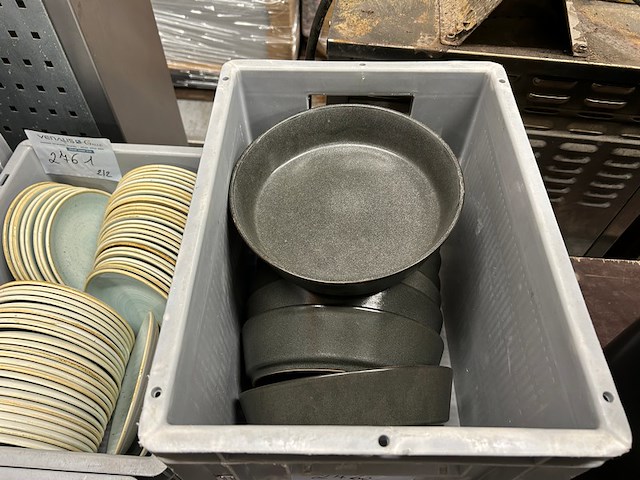 11 diepe borden tableware - afbeelding 1 van  5