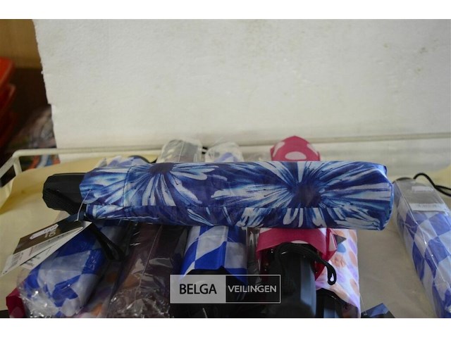 11 div paraplu`s - afbeelding 3 van  4