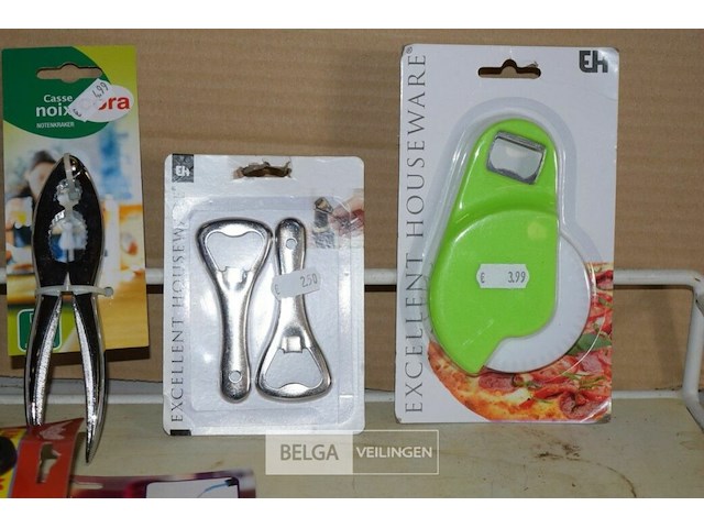11 diverse keukenmaterialen - afbeelding 3 van  4