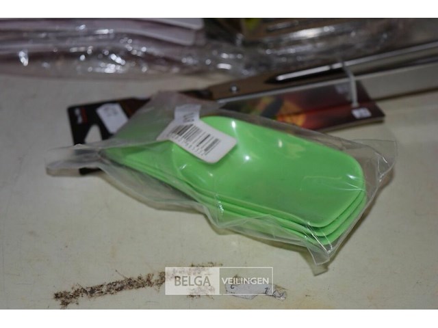 11 diverse keukenmaterialen - afbeelding 4 van  6