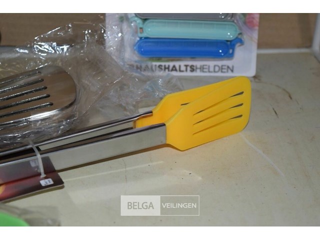 11 diverse keukenmaterialen - afbeelding 5 van  6