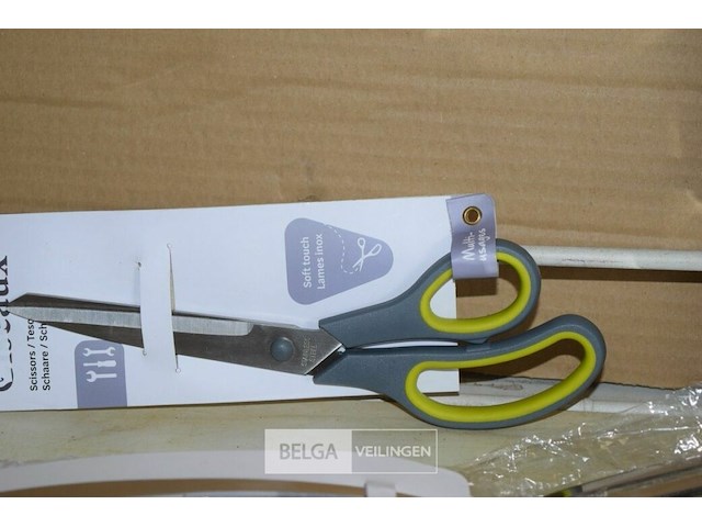 11 diverse keukenmaterialen - afbeelding 2 van  5