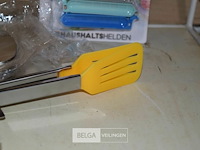 11 diverse keukenmaterialen - afbeelding 4 van  5