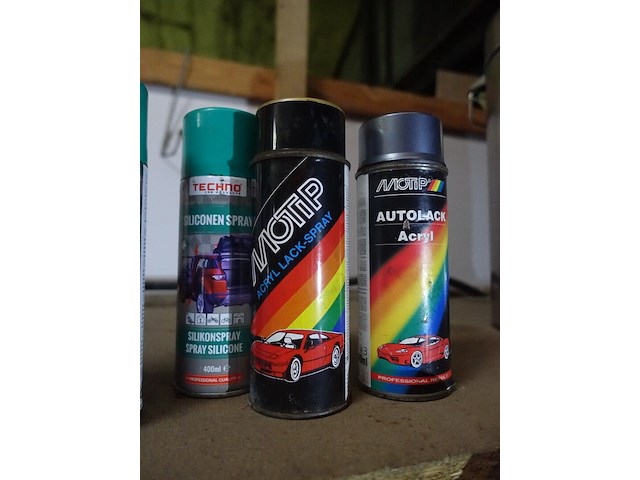 11 diverse spuitbussen - afbeelding 5 van  5