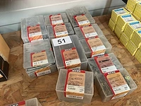 11 dozen hout schroeven