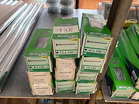 11 dozen houtbouten - afbeelding 1 van  6