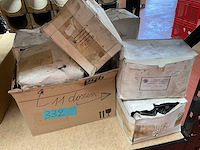 11 dozen houtschroeven of gipsplaat schroeven - afbeelding 1 van  7