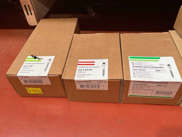 11 dozen houtschroeven - afbeelding 1 van  4
