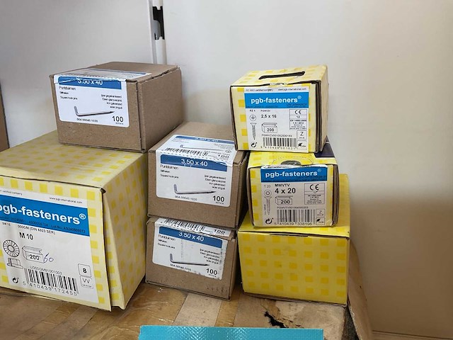 11 dozen puntduimen; schroeven; bevestigingsmaterialen - afbeelding 6 van  8