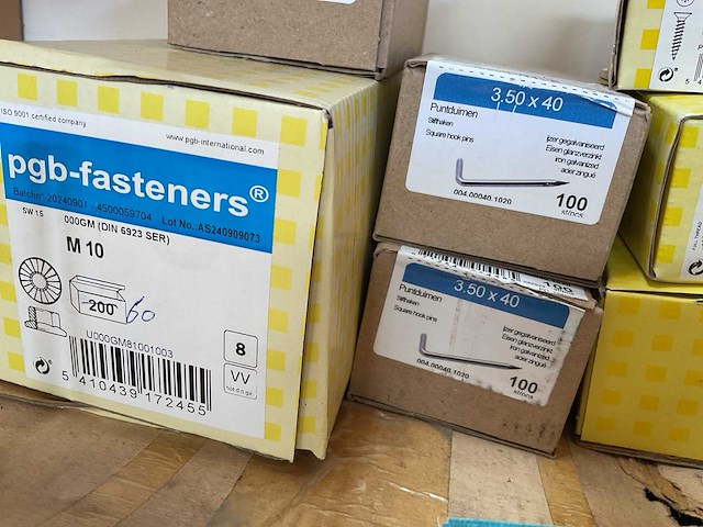 11 dozen puntduimen; schroeven; bevestigingsmaterialen - afbeelding 7 van  8