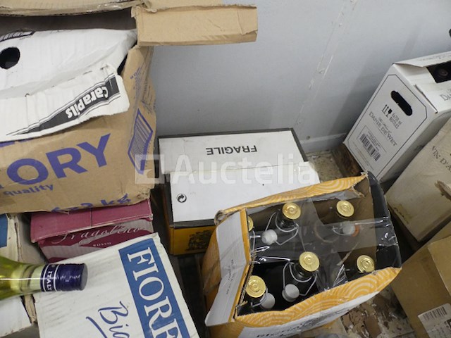 11 dozen van 6 flessen wijn - afbeelding 8 van  9