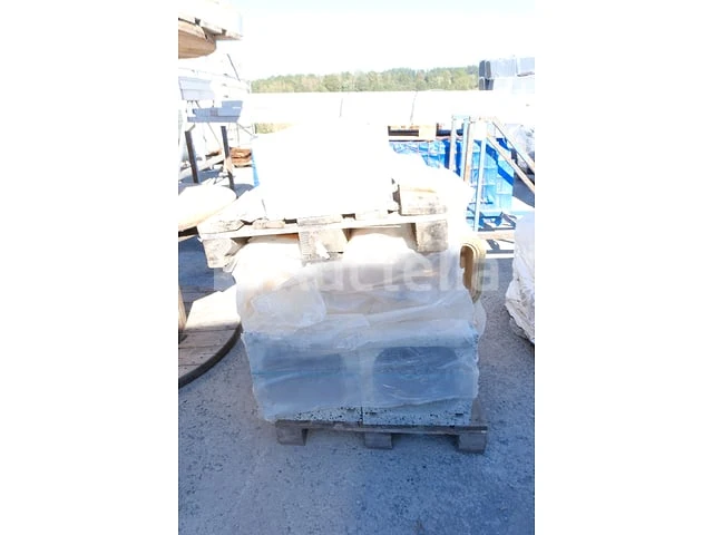 11 enkele betonnen bushels - afbeelding 3 van  5