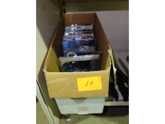 11 grundig bluetooth headsets - afbeelding 1 van  2