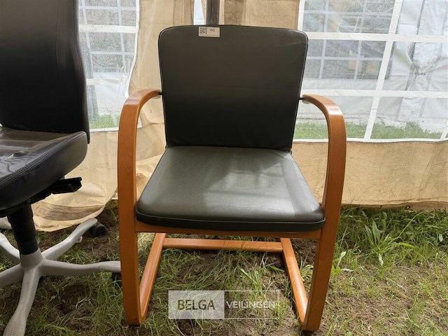 11 houten stoelen - afbeelding 3 van  3