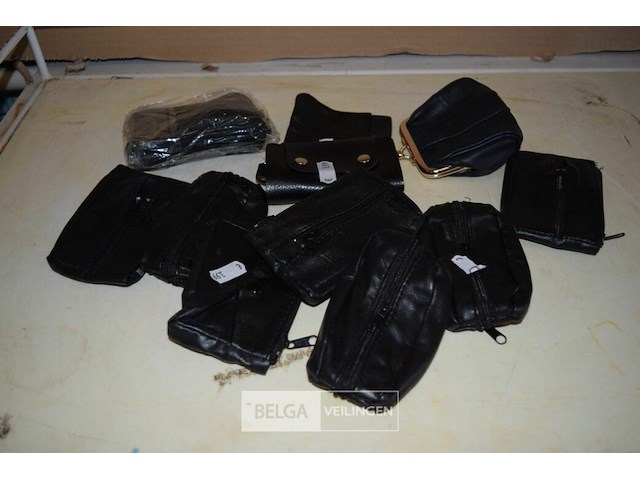 ±11 kleine geldbeugels - afbeelding 1 van  4