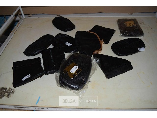 ±11 kleine geldbeugels - afbeelding 1 van  4