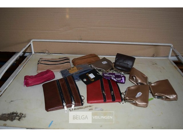 ±11 kleine geldbeugels - afbeelding 1 van  1