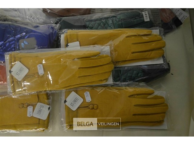 ±11 paar handschoenen div. kleuren - afbeelding 4 van  4