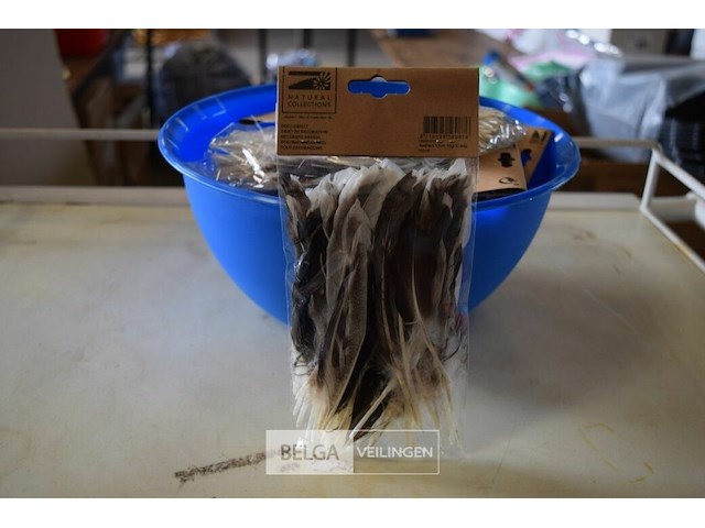 11 pakjes deco veertjes - afbeelding 1 van  1