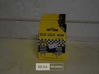 11 pakjes nietjes 10mm - afbeelding 1 van  3